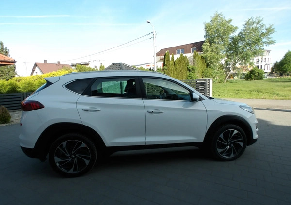 Hyundai Tucson cena 82900 przebieg: 75000, rok produkcji 2018 z Garwolin małe 92